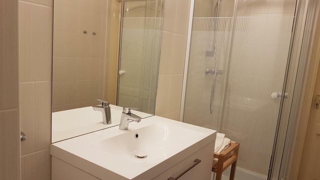 Cbs Apartments Budapest Luaran gambar