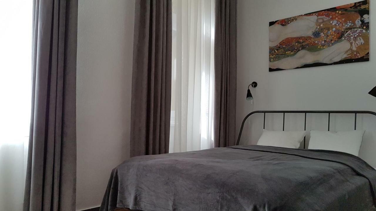 Cbs Apartments Budapest Luaran gambar