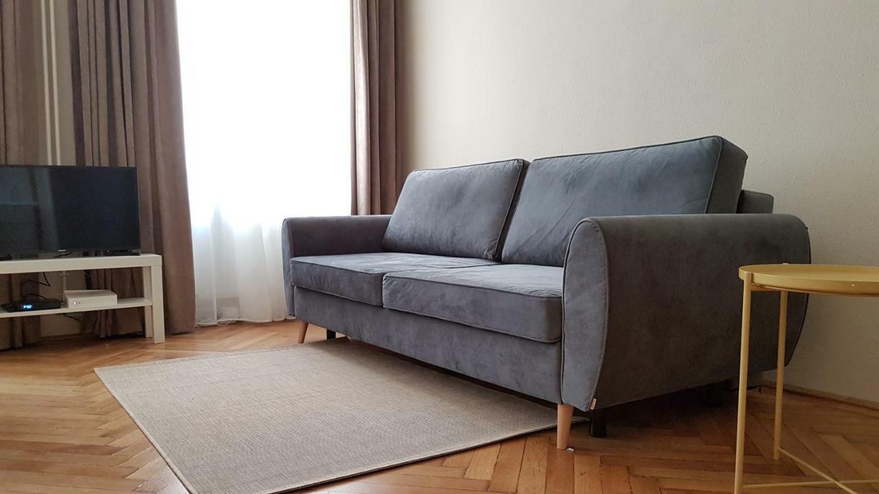 Cbs Apartments Budapest Luaran gambar