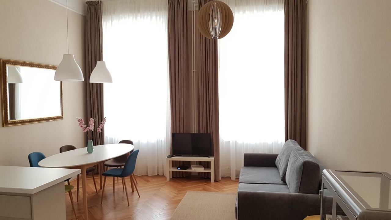 Cbs Apartments Budapest Luaran gambar